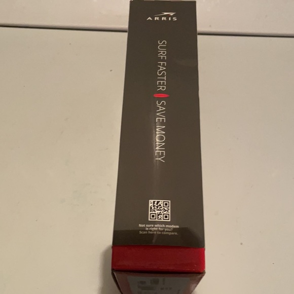 ARRIS Surfboard SB8200 DOCSIS 3.1 Cable modem 2 1GB+ Illuminate monthly fees - Picture 3 of 13